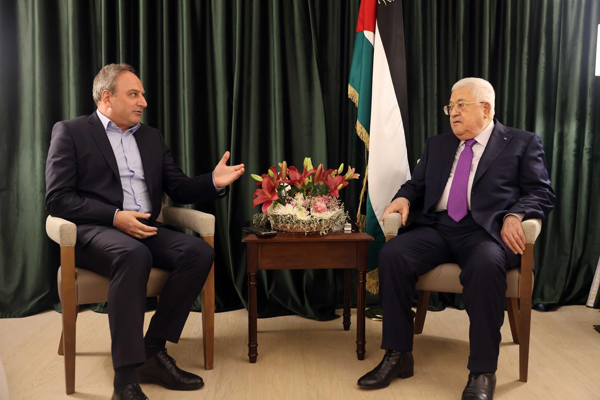 الرئيس يستقبل الأمين العام لحزب “أكيل” القبرصي