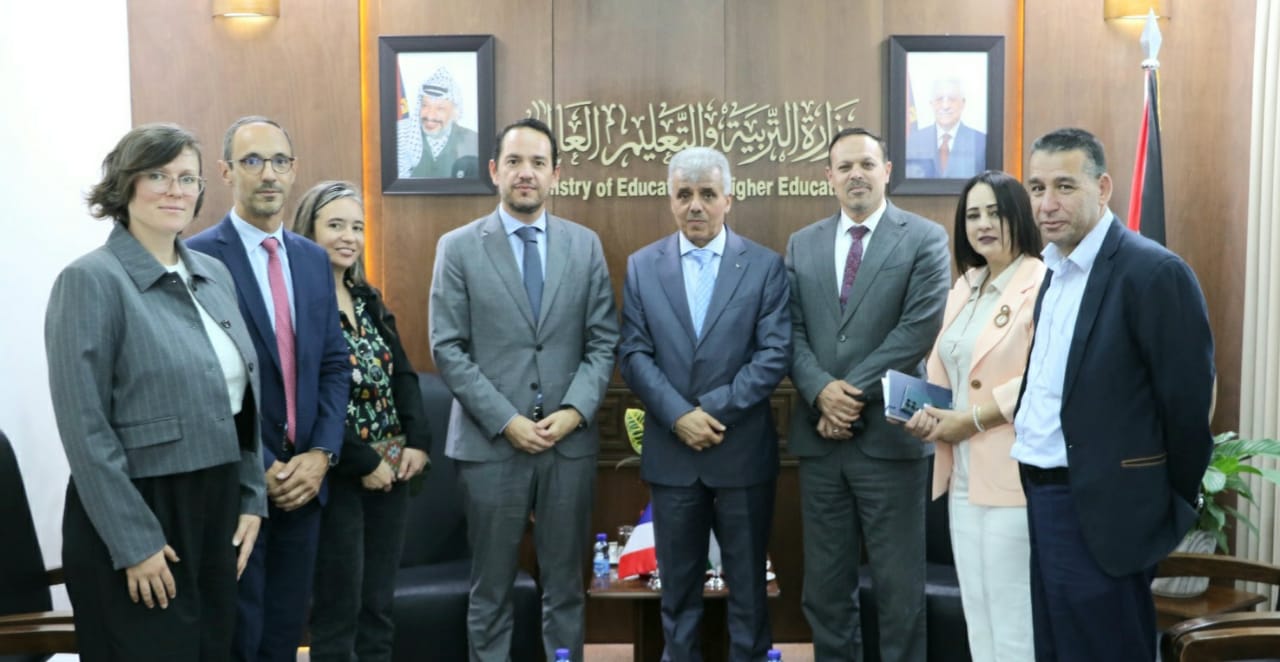 التربية” والقنصلية الفرنسية تؤكدان محورية التعاون لدعم التعليم